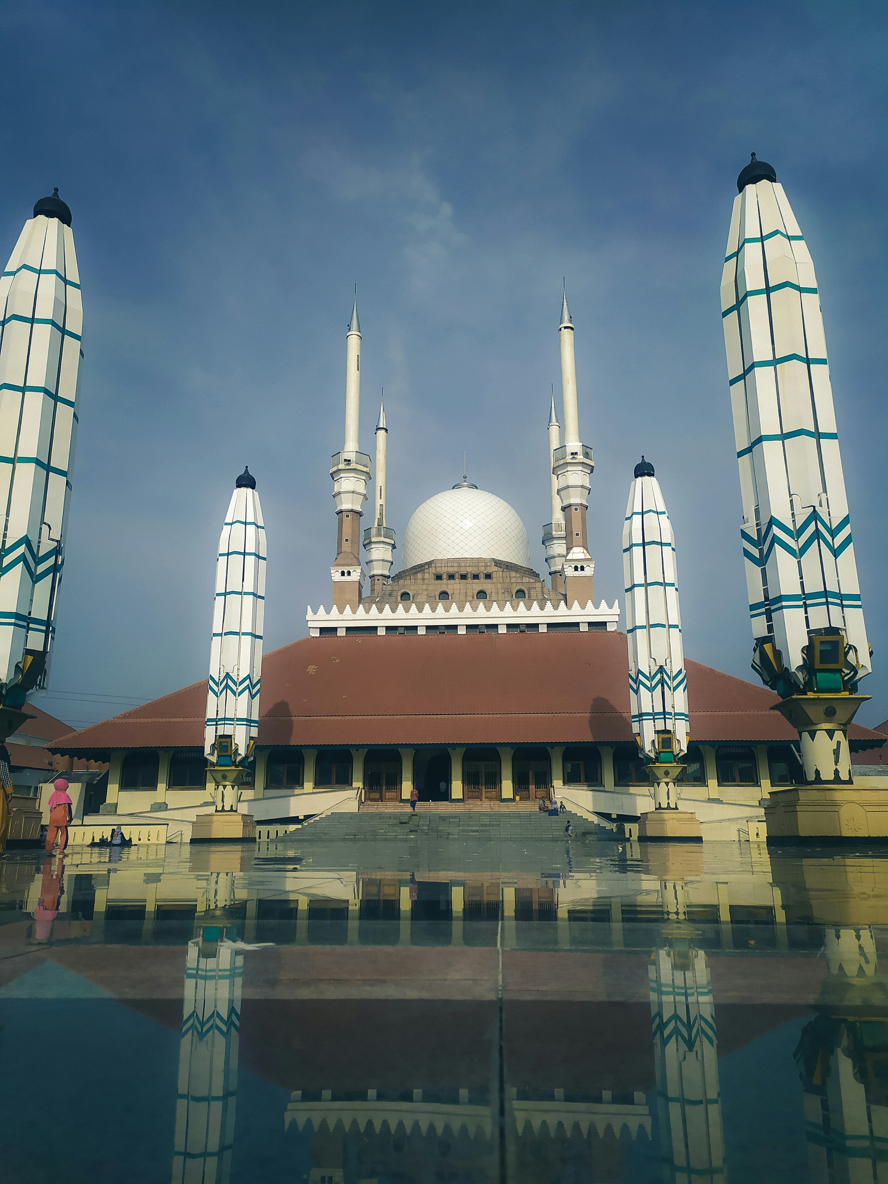 one of the biggest mosques in the city of semarang